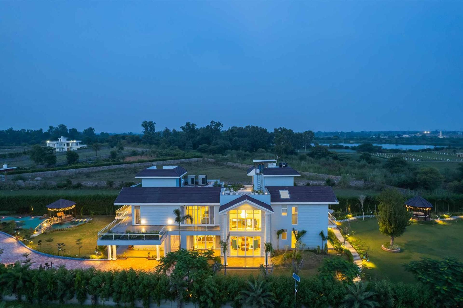 Stayvista At Serenity Farms With Pool, Lawn, Bonfire & Bbq Sohna ภายนอก รูปภาพ